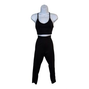 Victoria’s Secret PINK Sports Bra and Victoria’s Secret PINK Leggings Set Mesium